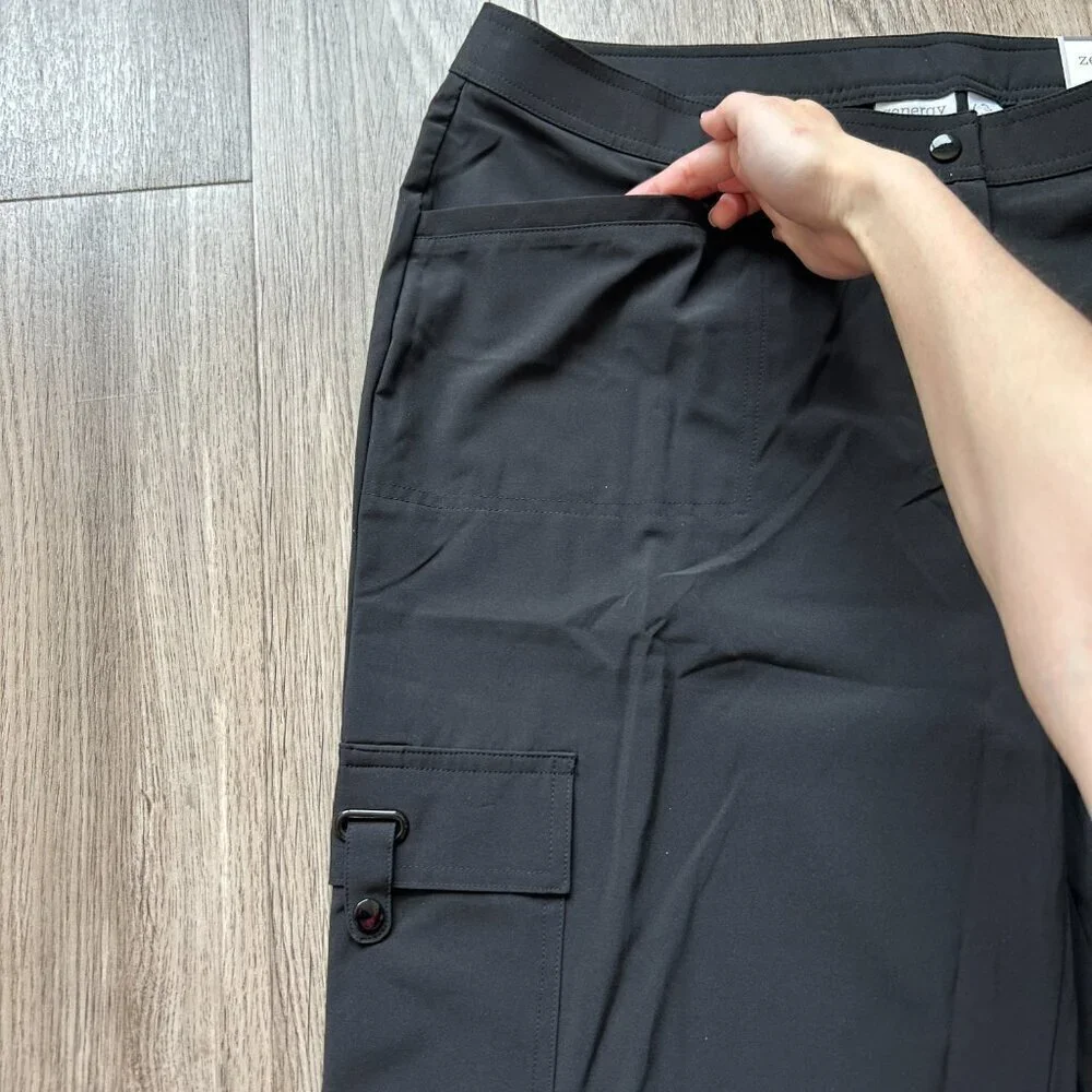 Chico's Zenergy Neema Courtney Black Cargo Pants Short Size 3 (16) NWT